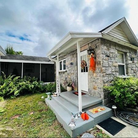 Cozy Cottage River House Weeki Wachee Buitenkant foto