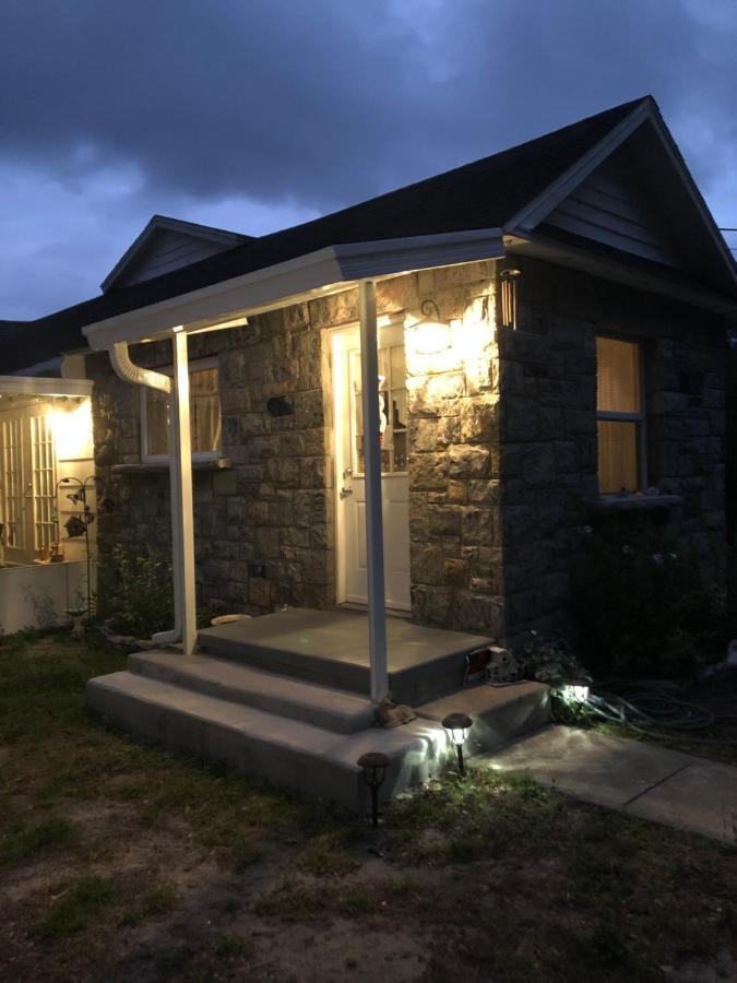 Cozy Cottage River House Weeki Wachee Buitenkant foto