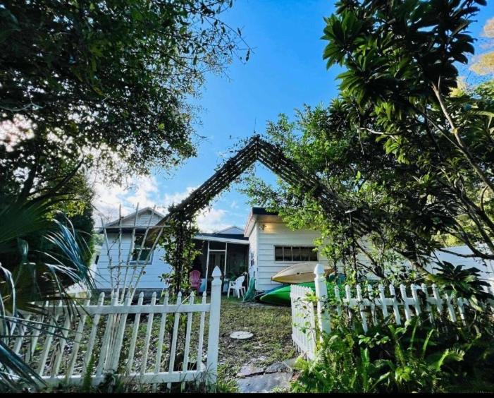 Cozy Cottage River House Weeki Wachee Buitenkant foto