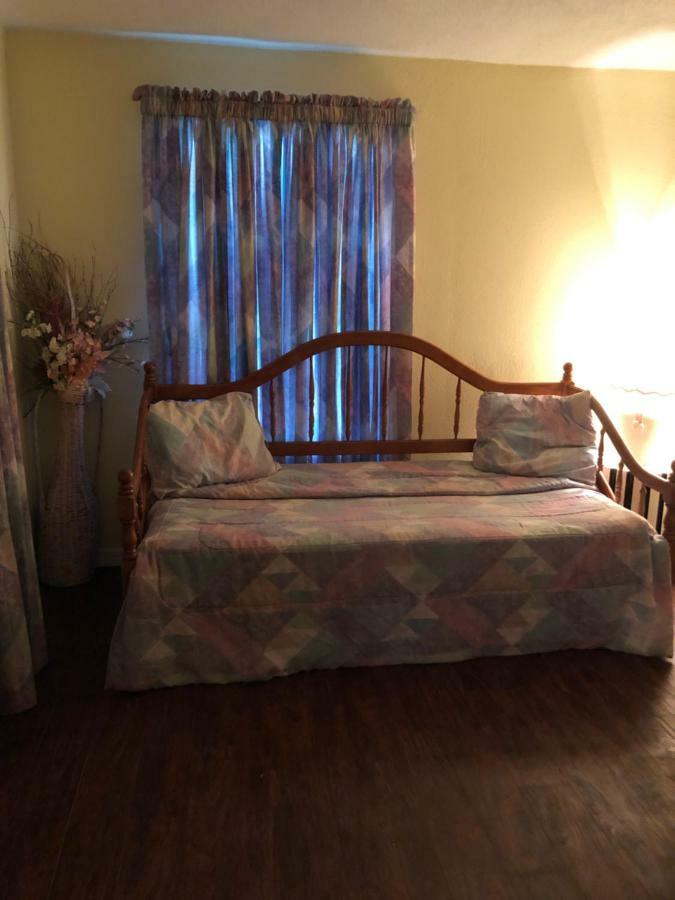 Cozy Cottage River House Weeki Wachee Buitenkant foto